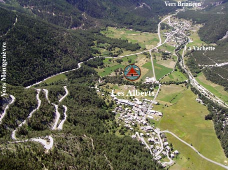 Le village des Alberts dans la vallée de la Clarée