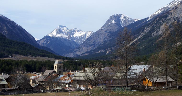 Le village des Alberts dans la vallée de la Clarée 